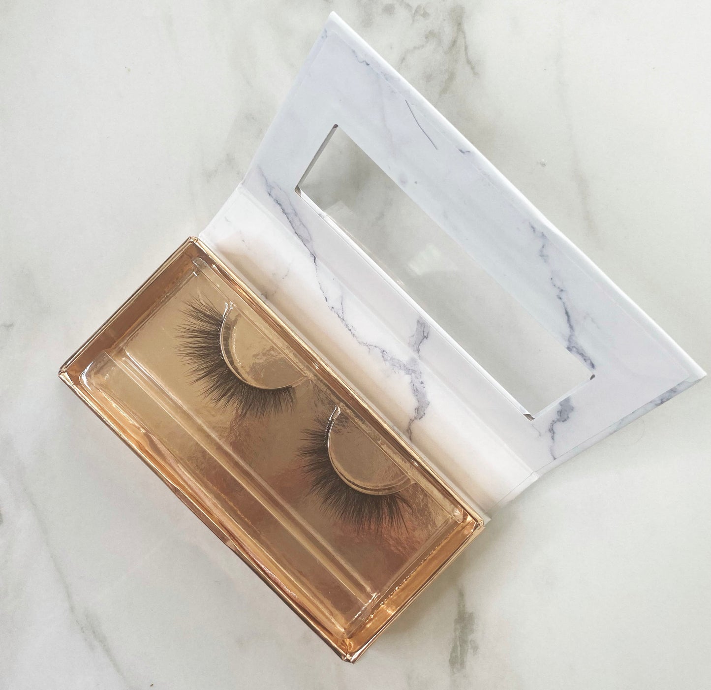 SD1 - Suzanne Dusek Lashes