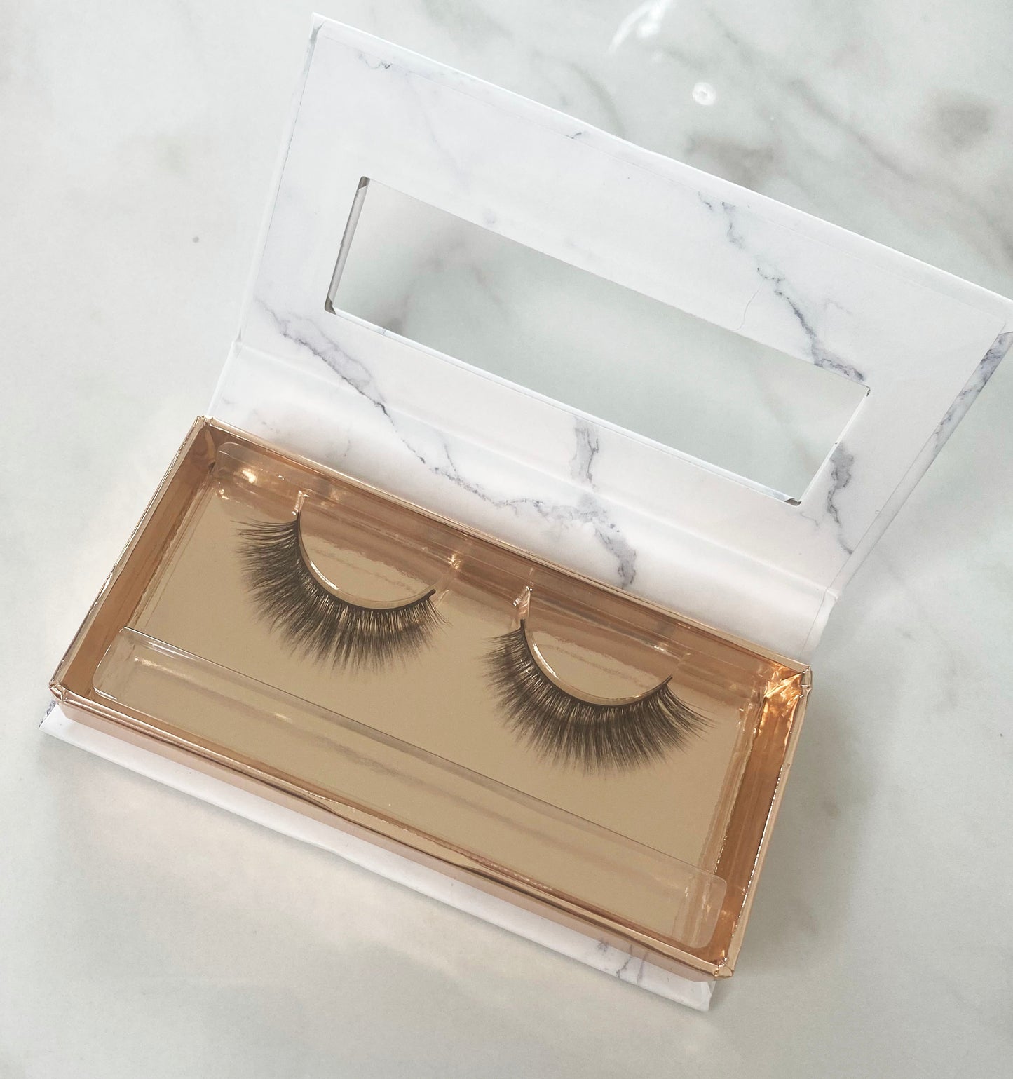 SD2 - Suzanne Dusek Lashes