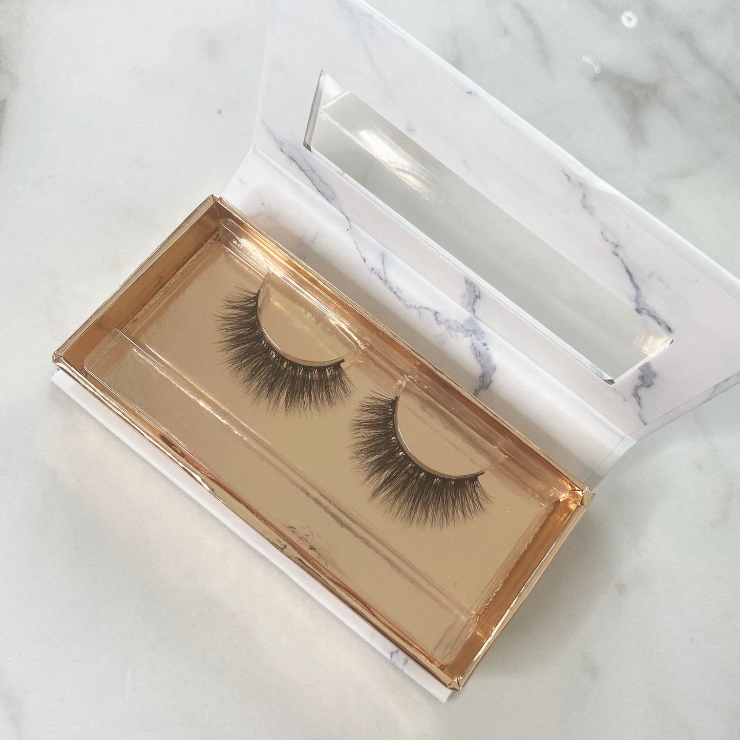 SD6 - Suzanne Dusek Lashes